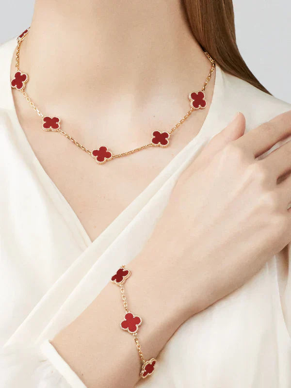 Charm Luxe Necklace | Gold/Red