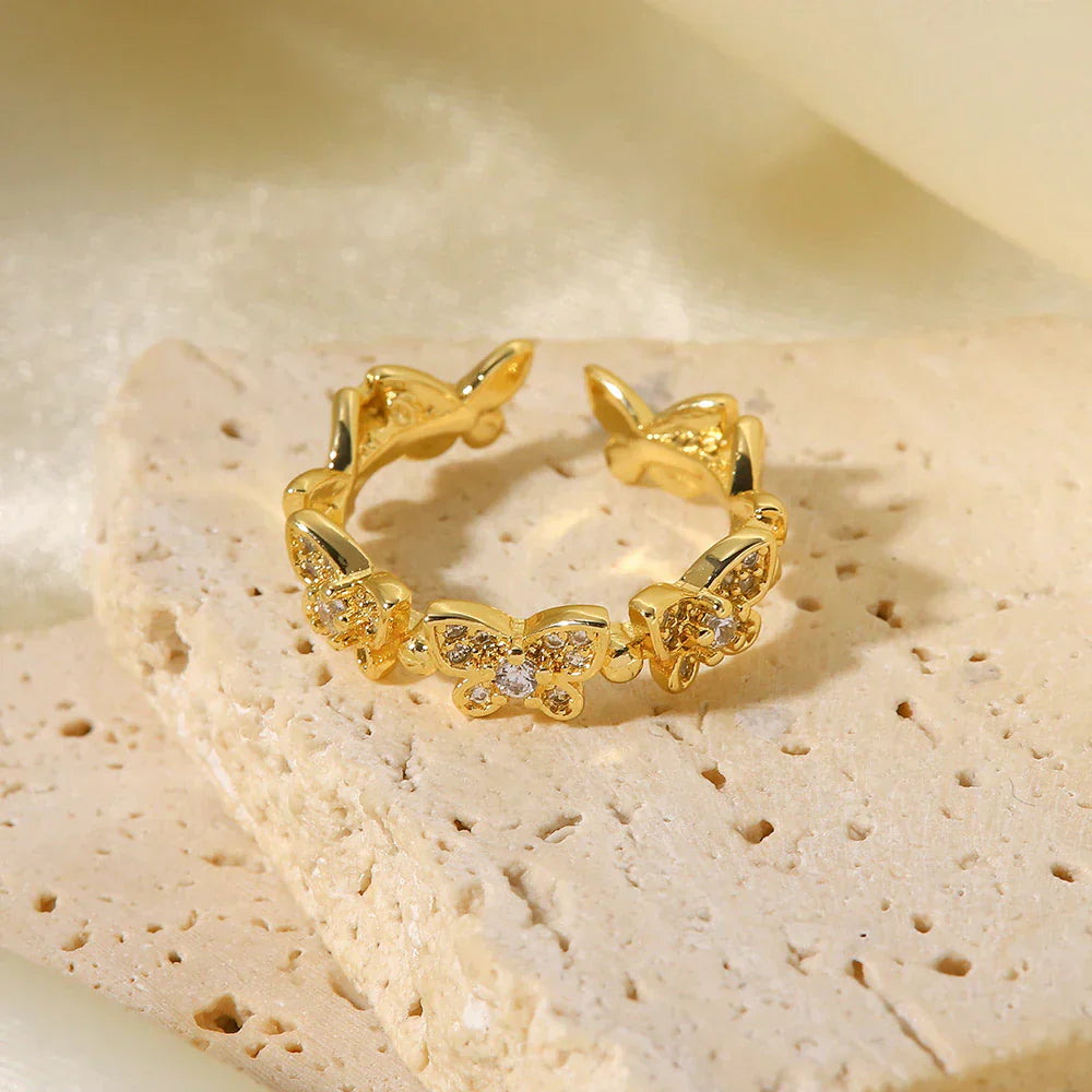 Anello in oro a farfalla Colleen