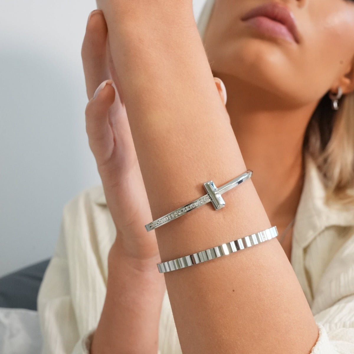 T-Bar Stone Bangle - Silver