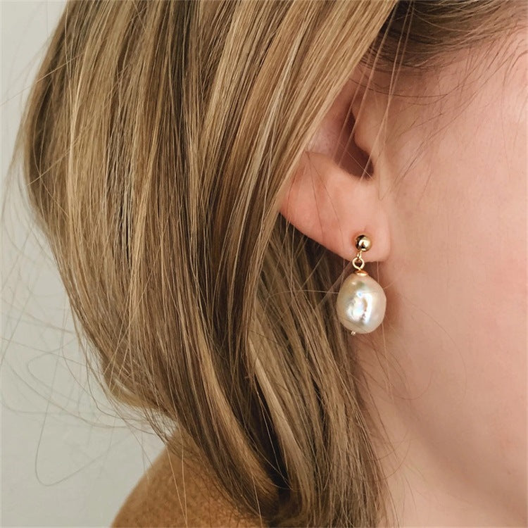 Gloria Freshwater Pearl Earrings